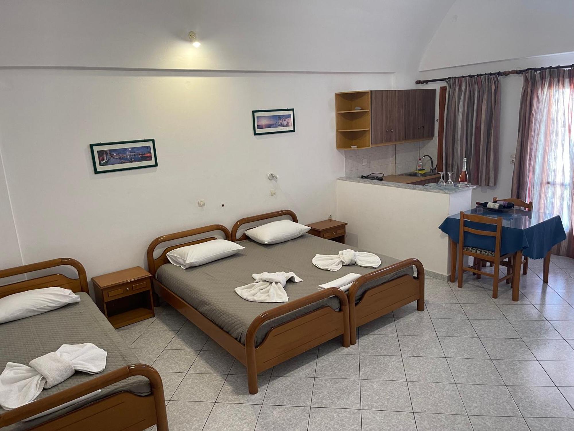 Tarelis Apartments & Studios Kamári Extérieur photo