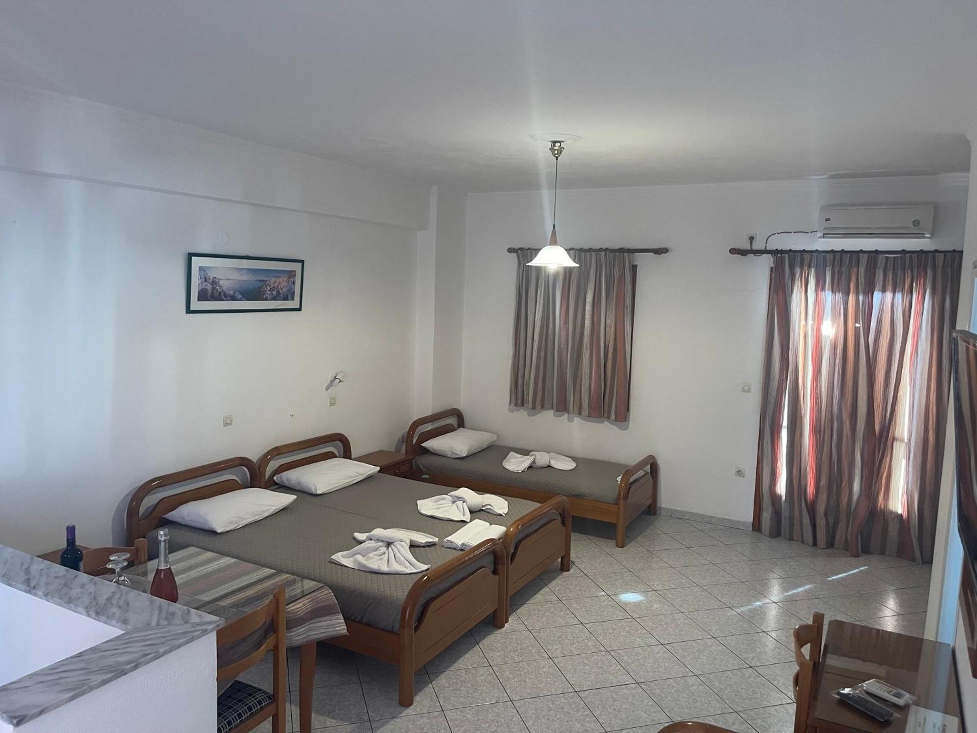 Tarelis Apartments & Studios Kamári Extérieur photo